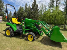 Load image into Gallery viewer, Compact tractor John Deere 1023E ONLY 60HRS