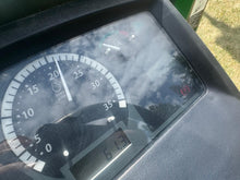Load image into Gallery viewer, Compact tractor John Deere 1023E ONLY 60HRS