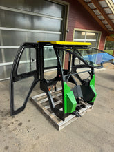 Load image into Gallery viewer, John Deere X series Heated Cab