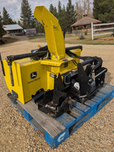 Load image into Gallery viewer, John Deere 47" snowblower package