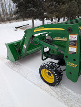 Load image into Gallery viewer, !REDUCED! John Deere 2305 with CX200 Loader and bucket