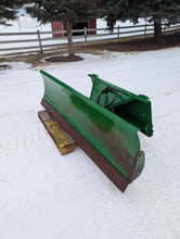 Load image into Gallery viewer, Frontier/John Deere 72" loader blade with Hydraulic angling