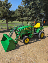 Load image into Gallery viewer, John Deere 2305 Compact tractor with CX200 Loader