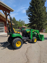 Load image into Gallery viewer, !REDUCED! John Deere 2210 with loader and bucket