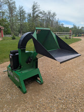 Load image into Gallery viewer, Wood Chipper Frontier/John Deere WC1103