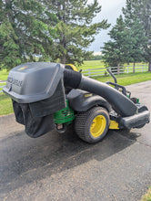Load image into Gallery viewer, Zero Turn Lawn Mower John Deere Z655 with Bagger