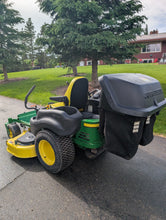 Load image into Gallery viewer, Zero Turn Lawn Mower John Deere Z655 with Bagger