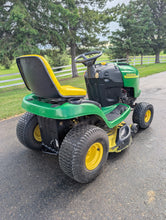 Load image into Gallery viewer, John Deere Lawn Tractor L110