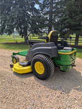 Load image into Gallery viewer, Zero Turn John Deere Z435 ONLY 336HRS