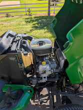 Load image into Gallery viewer, John Deere compact Tractor X728 plus snowblower