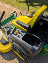 Load image into Gallery viewer, John Deere Zero Turn Z665 60" mowing Deck