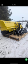 Load image into Gallery viewer, John Deere 4100 4200 4400 4400 broom