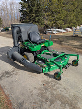 Load image into Gallery viewer, John Deere F680 zero turn with bagger system
