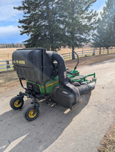 Load image into Gallery viewer, John Deere F680 zero turn with bagger system
