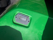 Load image into Gallery viewer, John Deere F680 zero turn with bagger system
