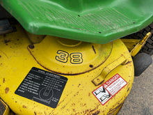 Load image into Gallery viewer, John Deere 185 with 38&quot; deck and bagger system
