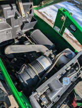Load image into Gallery viewer, John Deere 2013 1023E 302Hrs with loader
