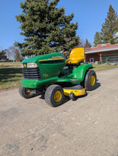 Load image into Gallery viewer, John Deere LT180 with 42&quot; mulching deck
