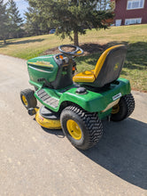 Load image into Gallery viewer, John Deere LT180 with 42&quot; mulching deck
