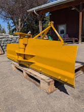 Load image into Gallery viewer, King Kutter 72&quot; 3PT blade
