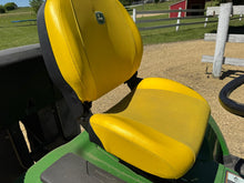 Load image into Gallery viewer, John Deere X485 compact tractor with only 560Hrs
