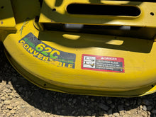 Load image into Gallery viewer, John Deere X485 compact tractor with only 560Hrs
