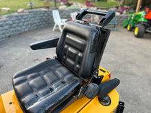 Load image into Gallery viewer, GEHL RL20DX Skidsteer
