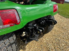Load image into Gallery viewer, John Deere X485 with only 560Hrs and 62&quot; mowing deck
