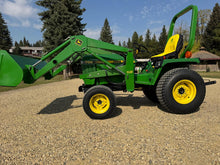 Load image into Gallery viewer, John Deere 755 with loader and bucket
