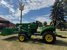 Load image into Gallery viewer, Compact tractor John Deere 1023E ONLY 60HRS
