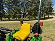Load image into Gallery viewer, Compact tractor John Deere 1023E ONLY 60HRS
