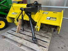 Load image into Gallery viewer, John Deere 430 Compact Tractor with Loader
