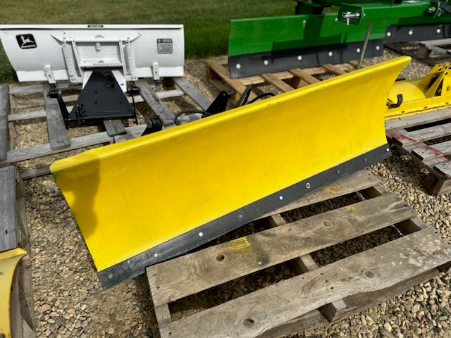 JD 400 snowplow