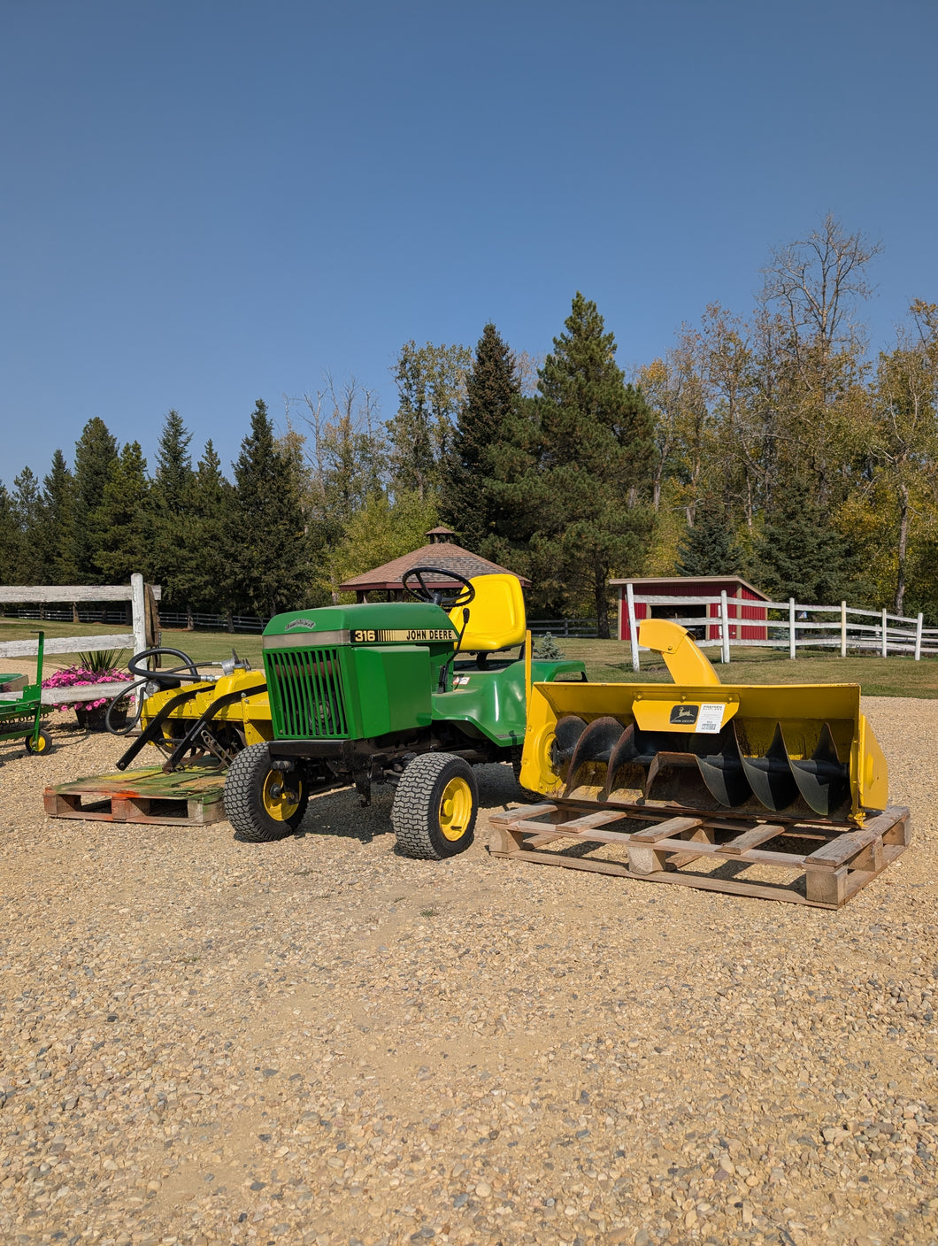 John Deere 316 ultimate acreage package