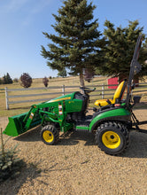 Load image into Gallery viewer, John Deere 1026R with H120 Loader+Bucket
