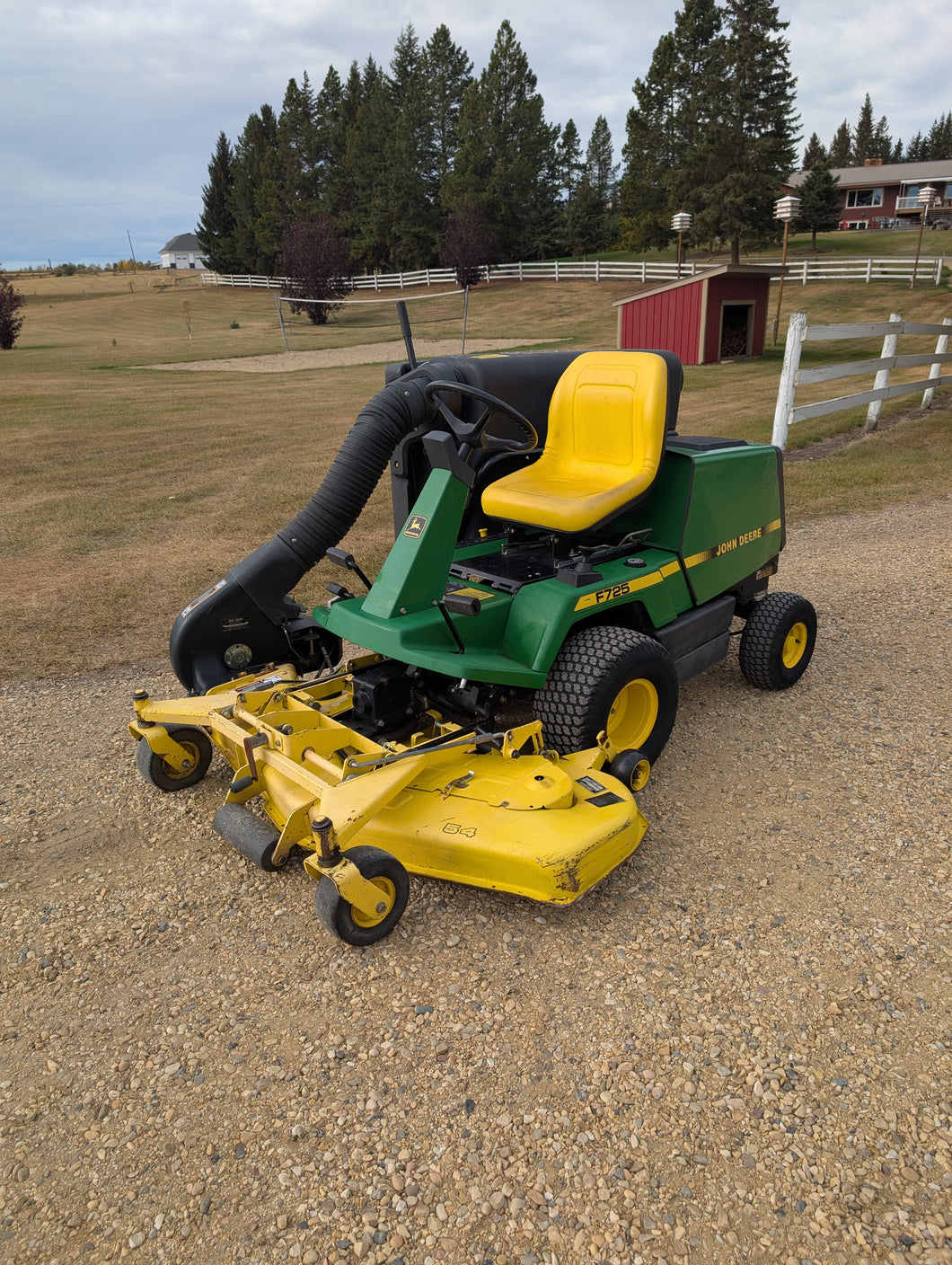 John Deere F725 with 48