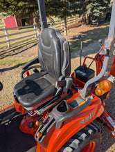 Load image into Gallery viewer, 2014 Kubota BX25D ONLY 337Hrs with Loader+Backhoe
