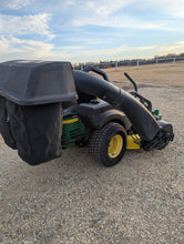 Load image into Gallery viewer, John Deere 2010 Z445 with power flow bagger system
