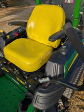 Load image into Gallery viewer, John Deere 2015 Z915B zero turn lawn mower
