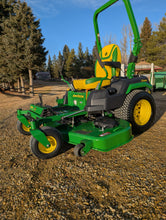 Load image into Gallery viewer, John Deere 2023 Z530R 140HRS zero turn lawn mower
