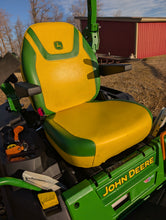 Load image into Gallery viewer, John Deere 2023 Z530R 140HRS zero turn lawn mower
