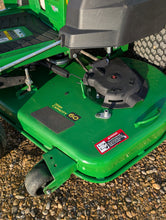 Load image into Gallery viewer, John Deere 2023 Z530R 140HRS zero turn lawn mower
