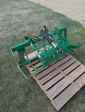 Load image into Gallery viewer, John Deere/Frontier Hydraulic grapple
