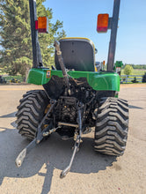 Load image into Gallery viewer, !REDUCED! John Deere 2210 with loader and bucket
