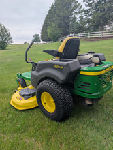 Load image into Gallery viewer, 54" zero turn lawn mower John Deere Z445

