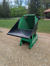 Load image into Gallery viewer, Wood Chipper Frontier/John Deere WC1103
