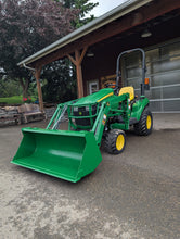 Load image into Gallery viewer, Compact Tractor John Deere 1023E ONLY 210HRS
