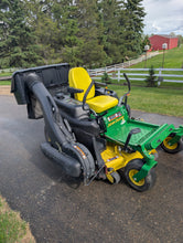 Load image into Gallery viewer, Zero Turn Lawn Mower John Deere Z655 with Bagger
