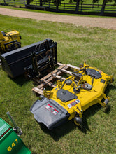Load image into Gallery viewer, John Deere x595 diesel ONLY 480HRS 4X4
