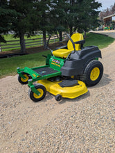 Load image into Gallery viewer, Zero Turn John Deere Z435 ONLY 336HRS
